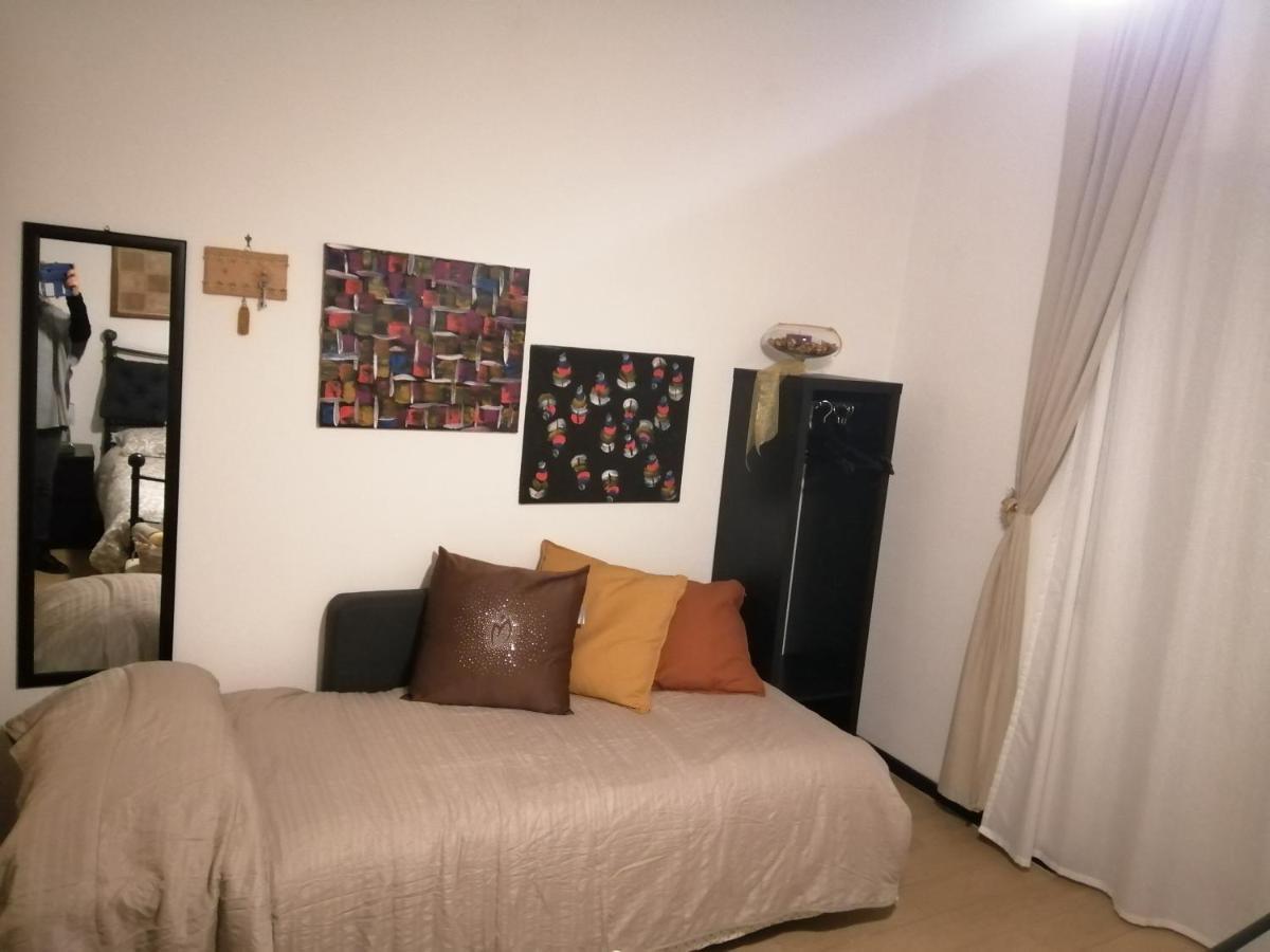 L'Approdo Del Re Apartment Касерта Екстериор снимка