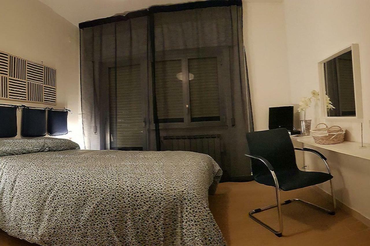 L'Approdo Del Re Apartment Касерта Екстериор снимка